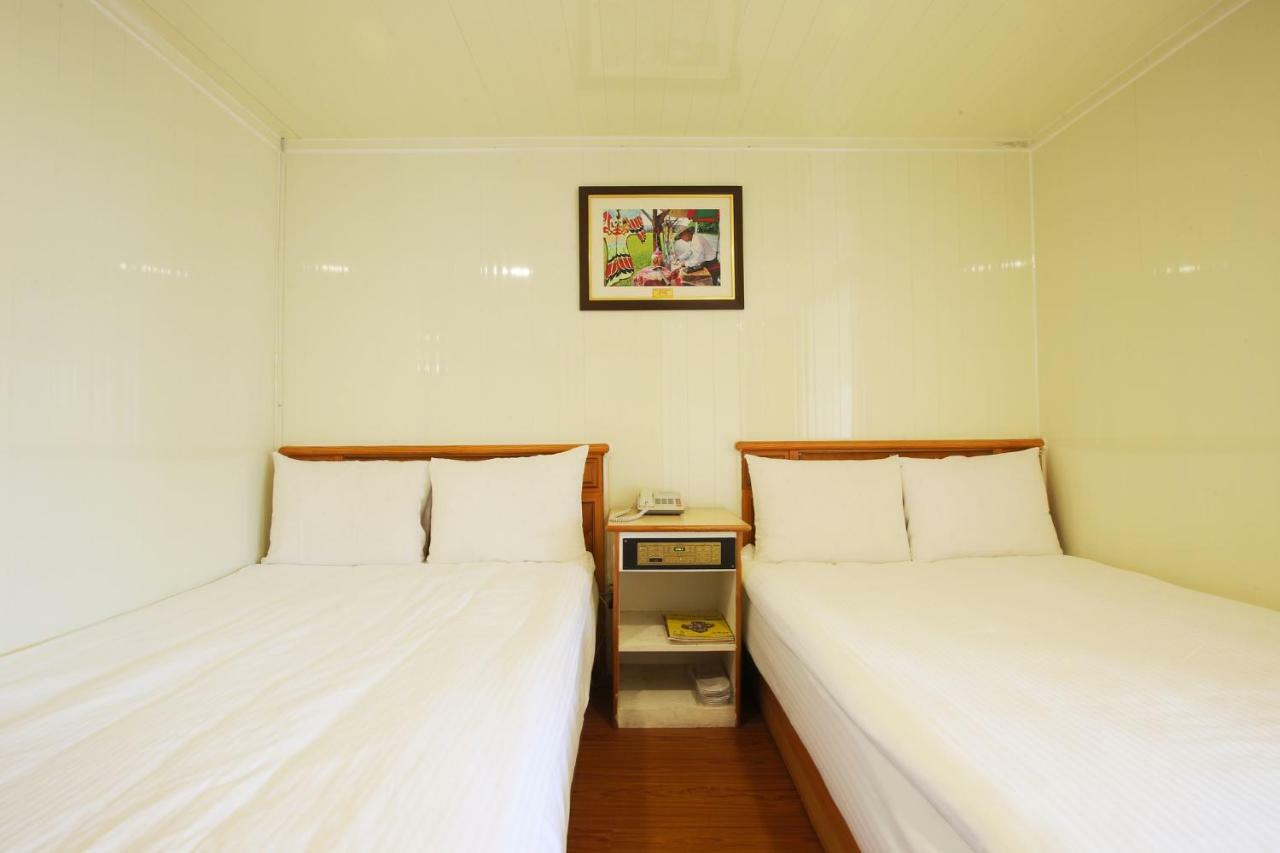 לודונג Lion Hotel מראה חיצוני תמונה