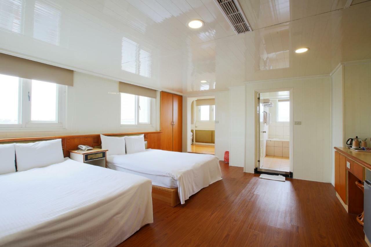 לודונג Lion Hotel מראה חיצוני תמונה